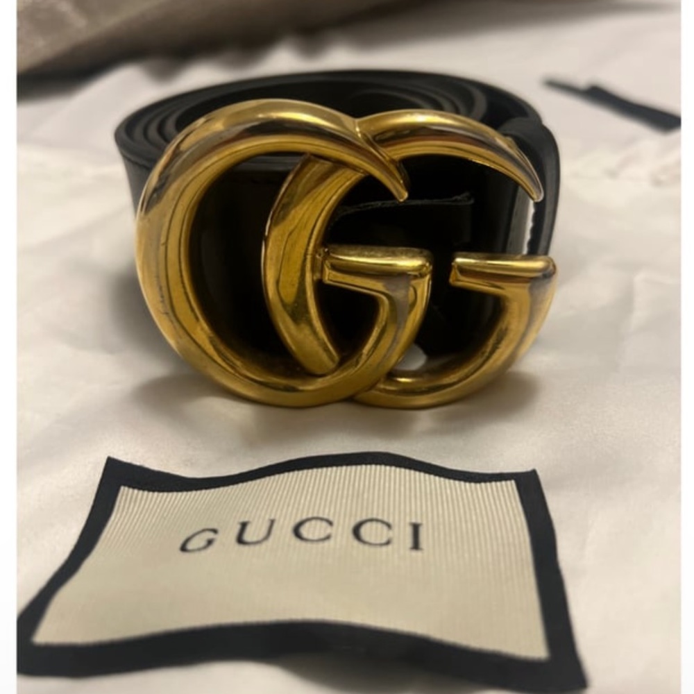 GUCCI
GG Buckle leather belt
85 cm
Good condition